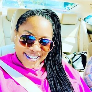 Meet your Posher, Tonya